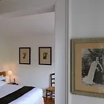 Πανσιόν Le Jardin Decouverte Conches-en-Ouche