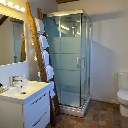 Le Jardin Decouverte 3*