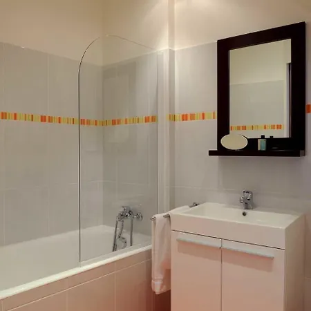 Le Jardin Decouverte Gasthof Conches-en-Ouche